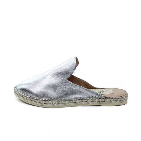 Amer silver leather